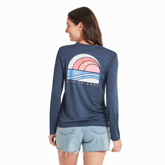 Life is Good Women's Sun & Water Long Sleeve Sun Crusher Tee